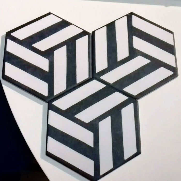 TELJES CSEMPE MINTA Csíkos Fekete & Fehér Hatszög 22,5cm x 25,9cm