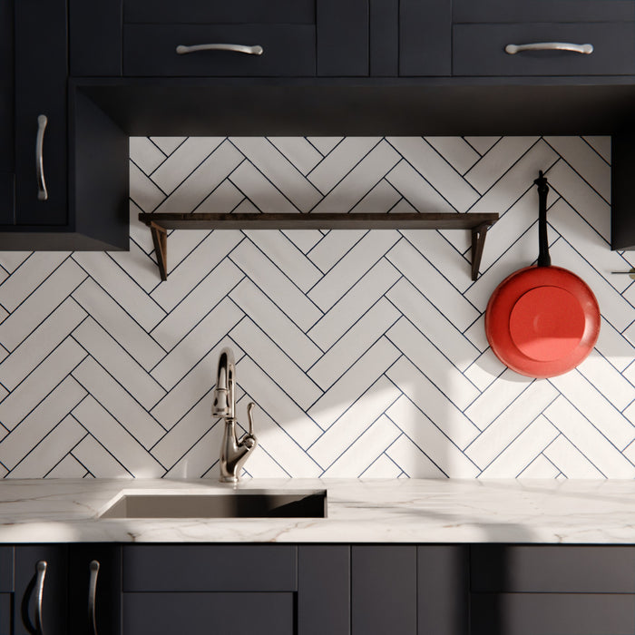 Nireobi Fliese | Weiß glänzend | 7,5 cm x 30 cm