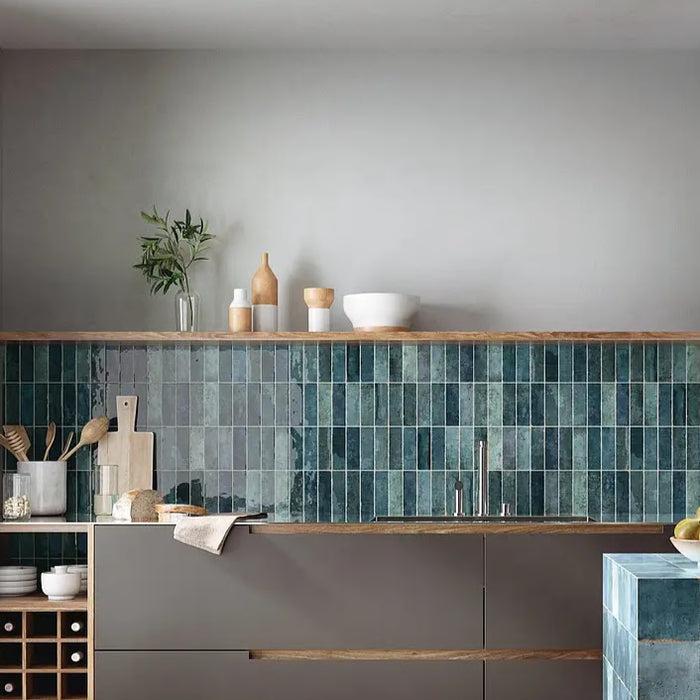 Vertrag Kits Sinine Läikiv Seinaplaat 31.6cm x 60cm