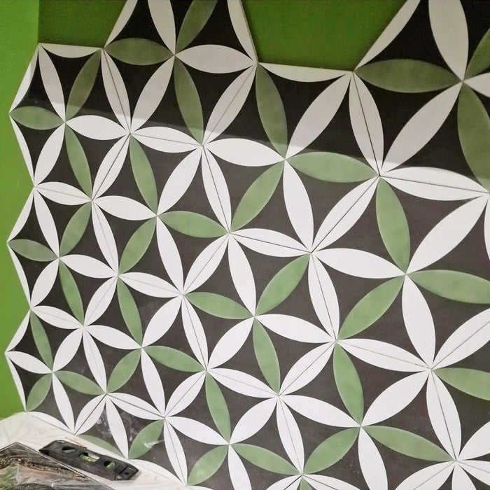 Bloom Grün kuusnurk 18,7 cm x 21,6 cm