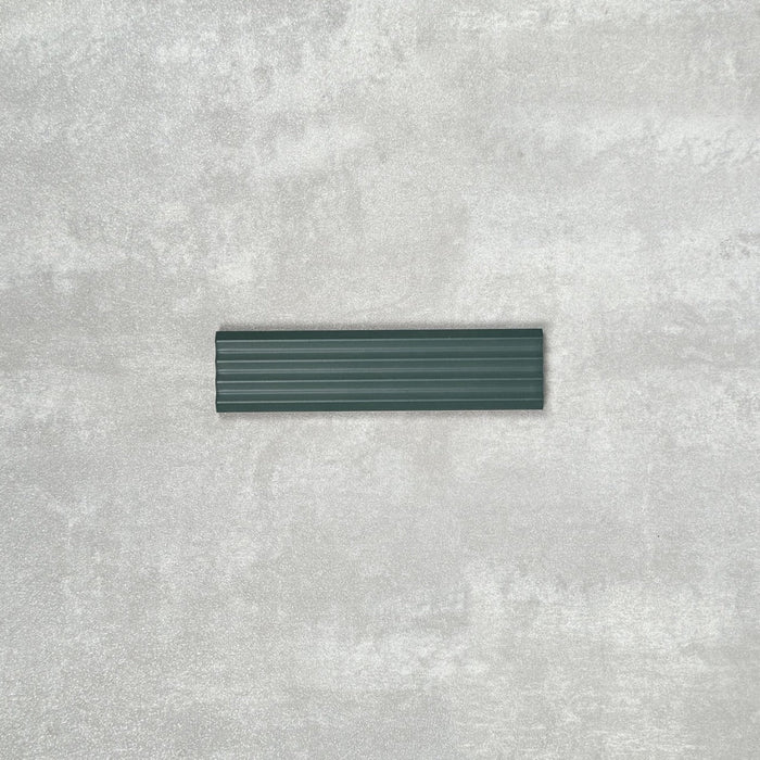 HELE TEGELSTAL Gallery Laurier Groen DEKOR Mat Wandtegel 5cm x 20cm