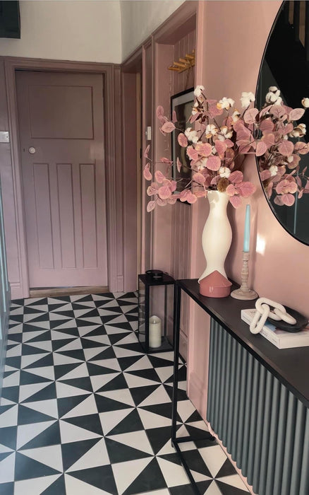 Harlekin Triangel Svart & Vit 20cm x 20cm