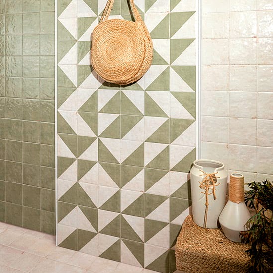 Menara Mini Kesh Jade 15 cm x 15 cm