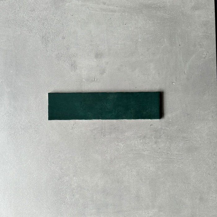 Nireobi Tile | Gloss Moss Green | 7.5cm x 30cm