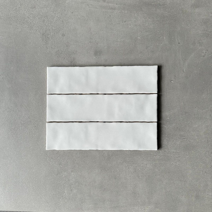 Nireobi Tile | Gloss White | 7.5cm x 30cm