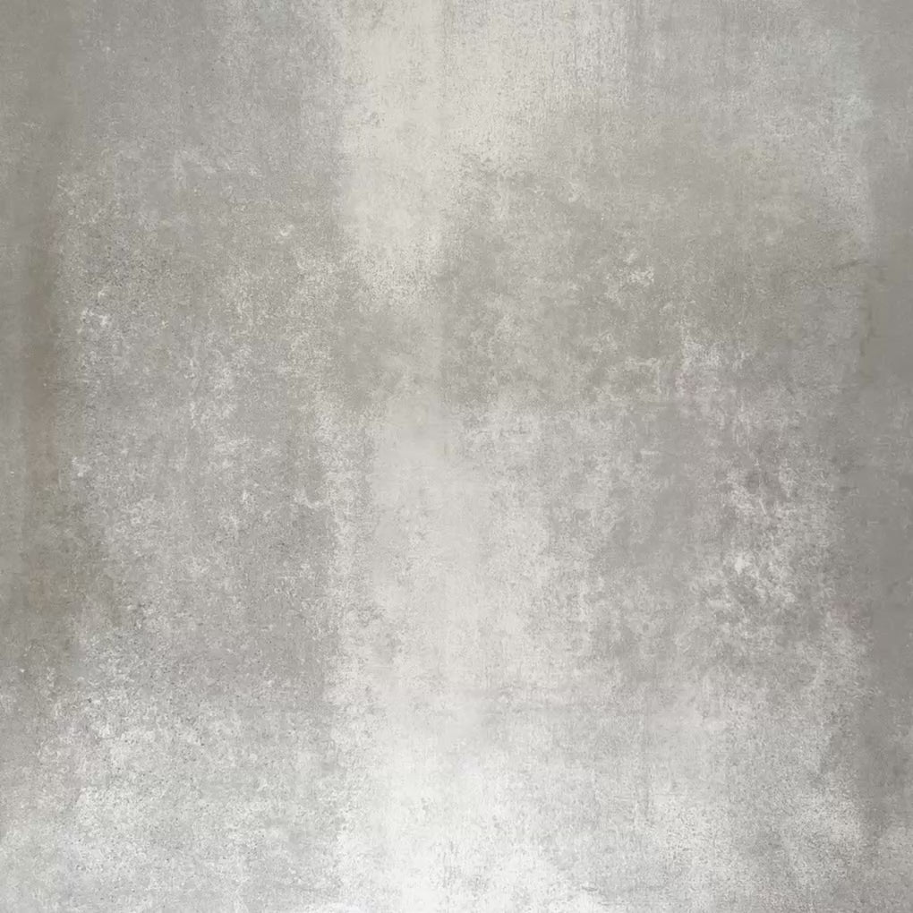 Video mit Medina Rosa Feinsteinzeug-Hexagonfliesen im marokkanischen Stil im Format 18,7 × 21,6 cm, das das wiederkehrende geometrische Muster sowie die sanften Rosa- und Weißtöne bei gemeinsamer Präsentation der Fliesen hervorhebt.