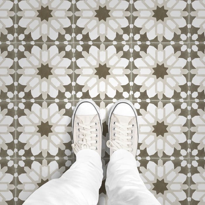 GANZE FLIESENPROBE Soukaina Bronze D Muster Marokkanische Wand- und Bodenfliesen 20 x 20 cm